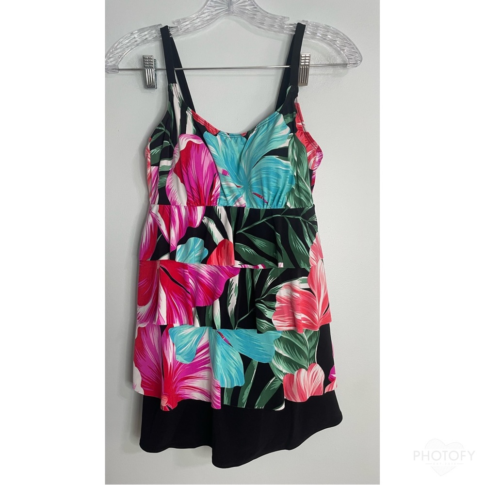 NWOT Sonnet Shores Floral Black One Piece Swimsuit Bathing Suit . WORN ONCE!!!!